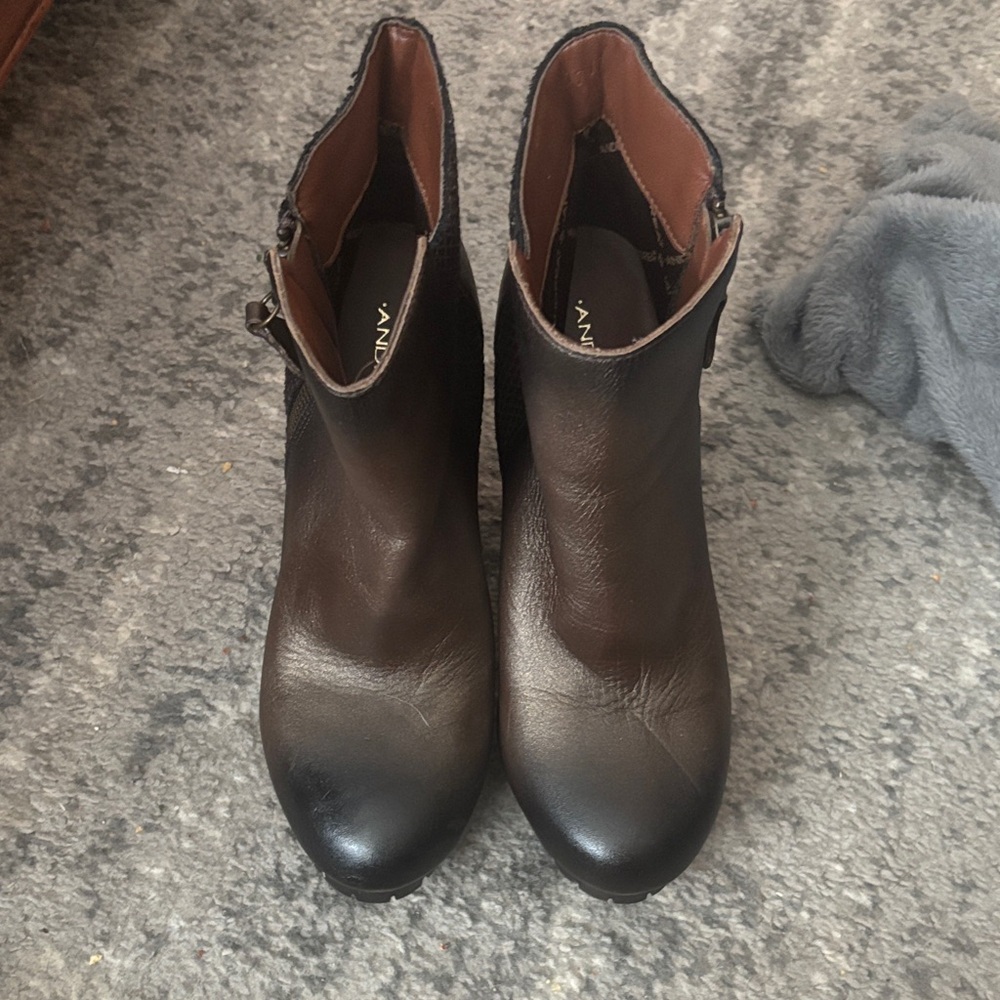 NWOT Andrea Candela Women Heeled Boots 7057 Size 7.5 - Picture 3 of 7
